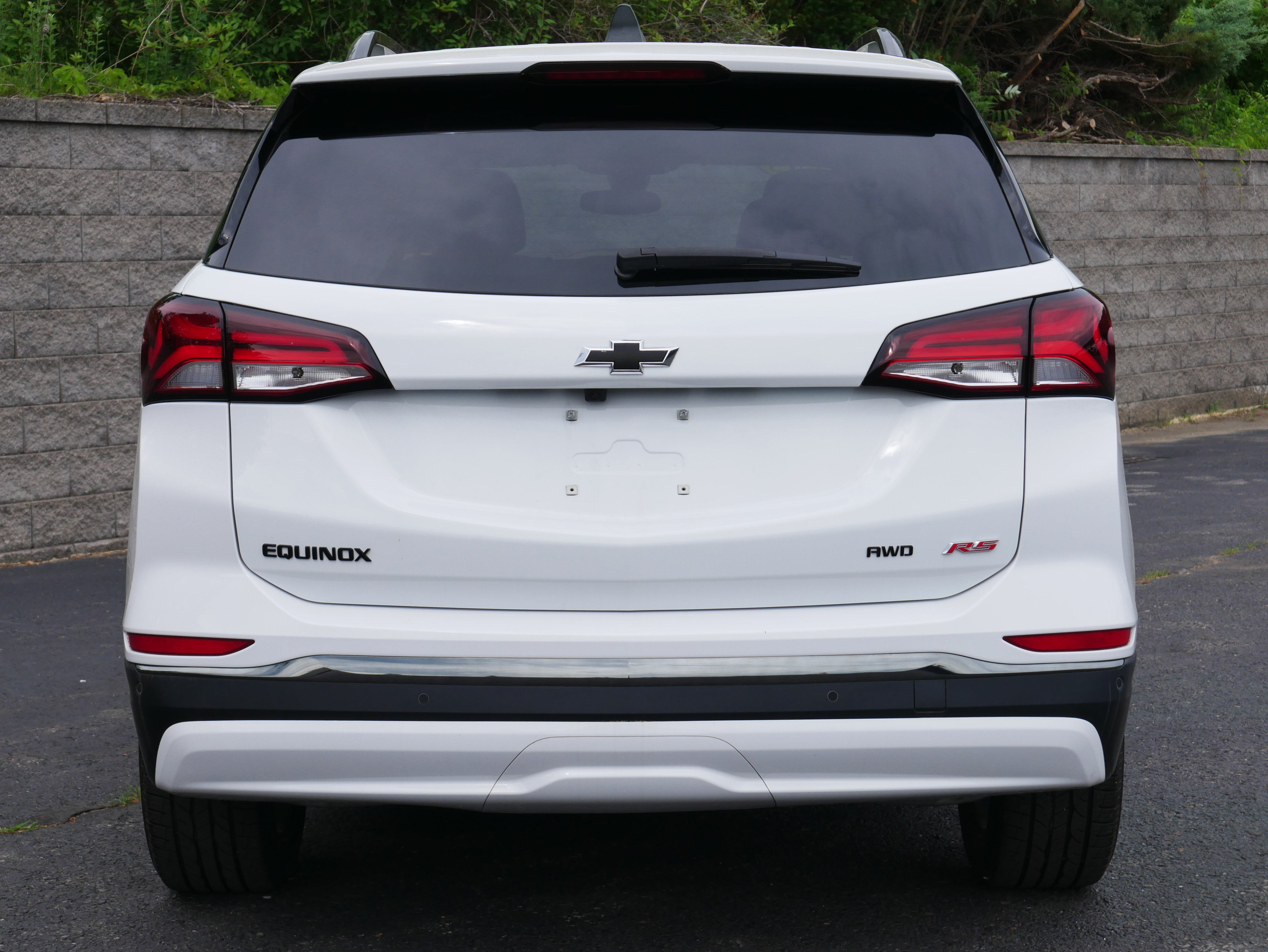 Used 2023 Chevrolet Equinox RS AWD/4WD image 5