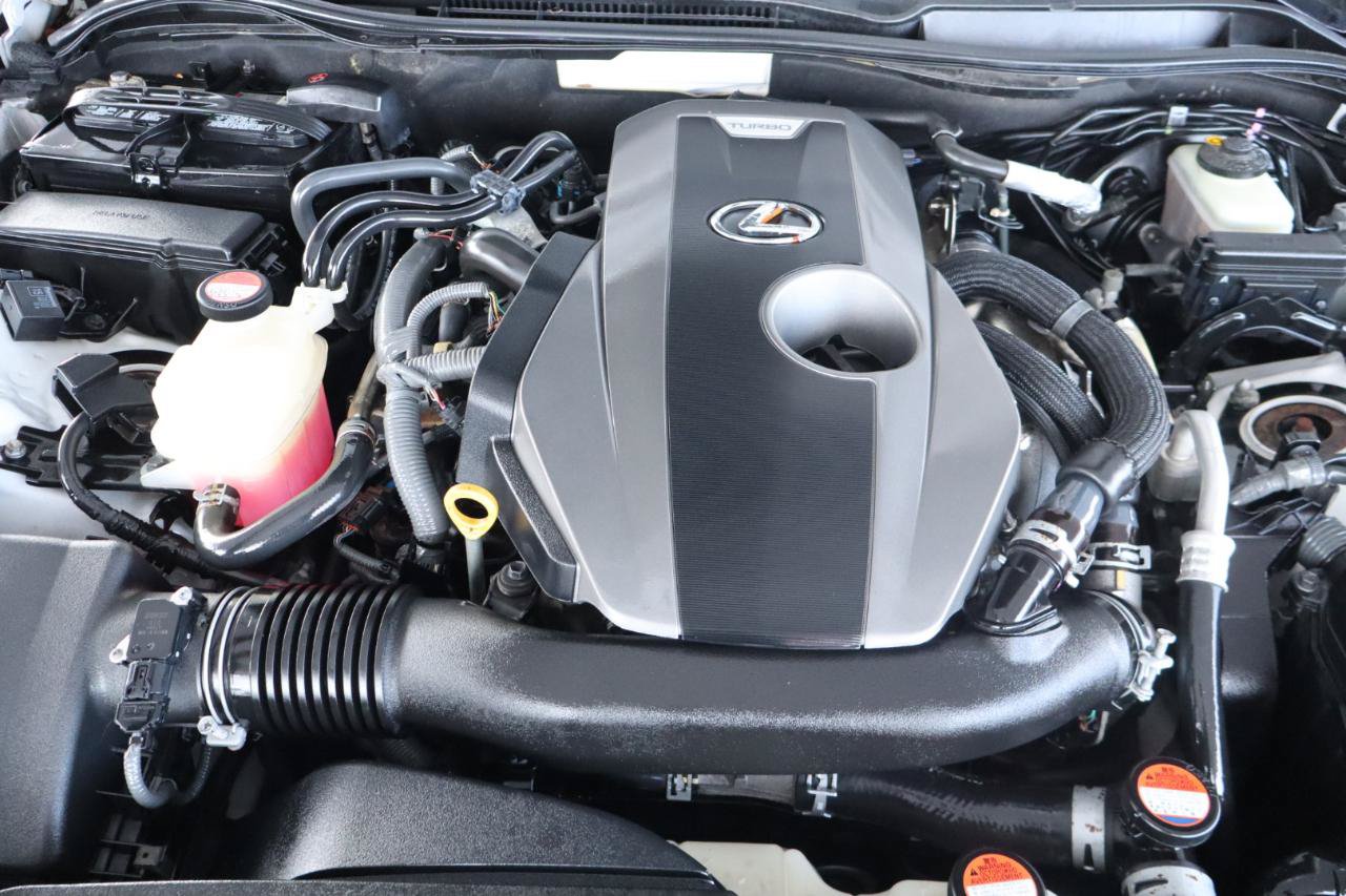 Used 2016 Lexus IS 200t RWD image 38