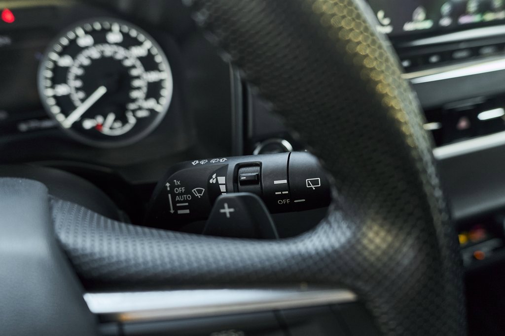 Used 2024 Mitsubishi Outlander SE image 35