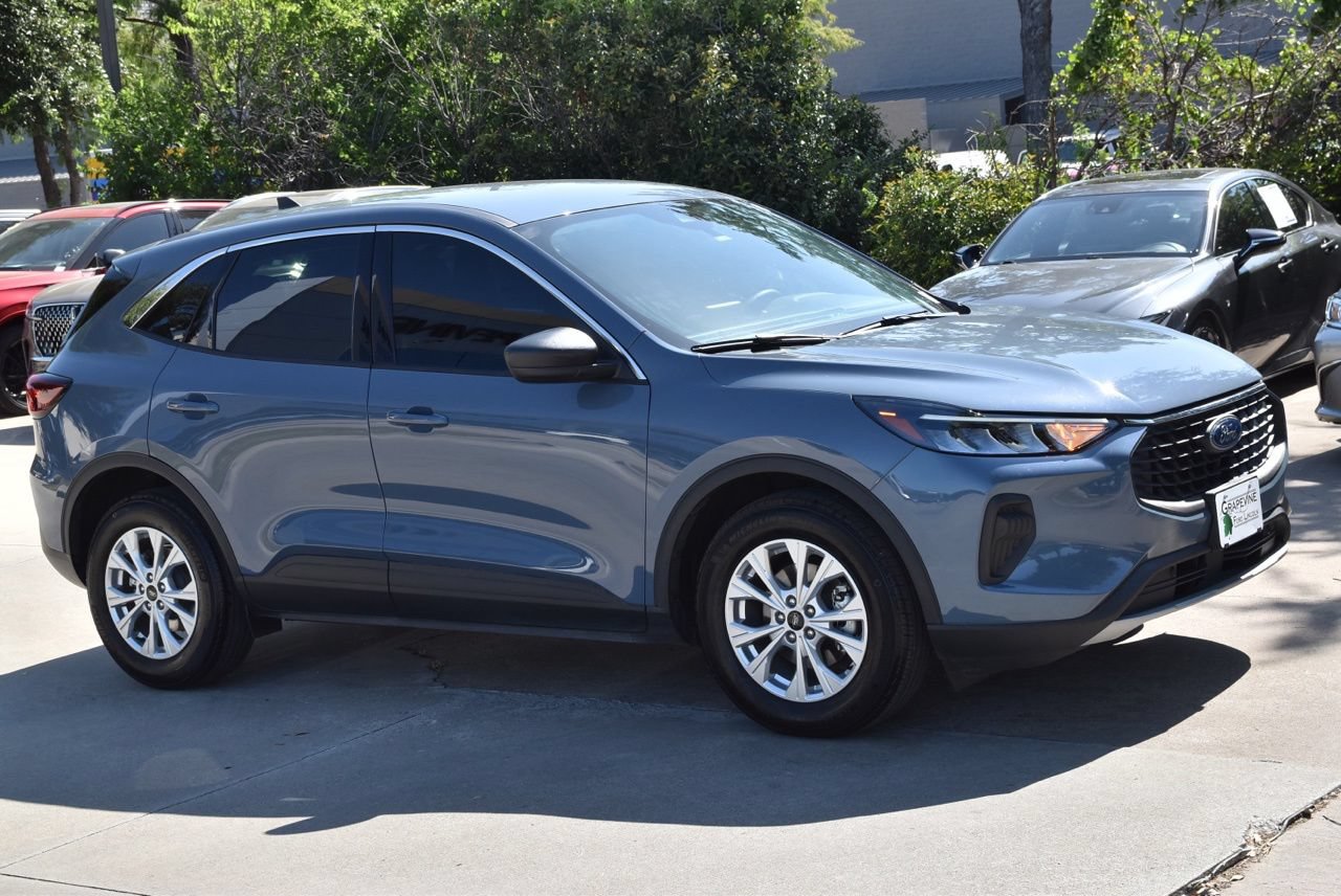 Certified 2024 Ford Escape Active FWD image 5