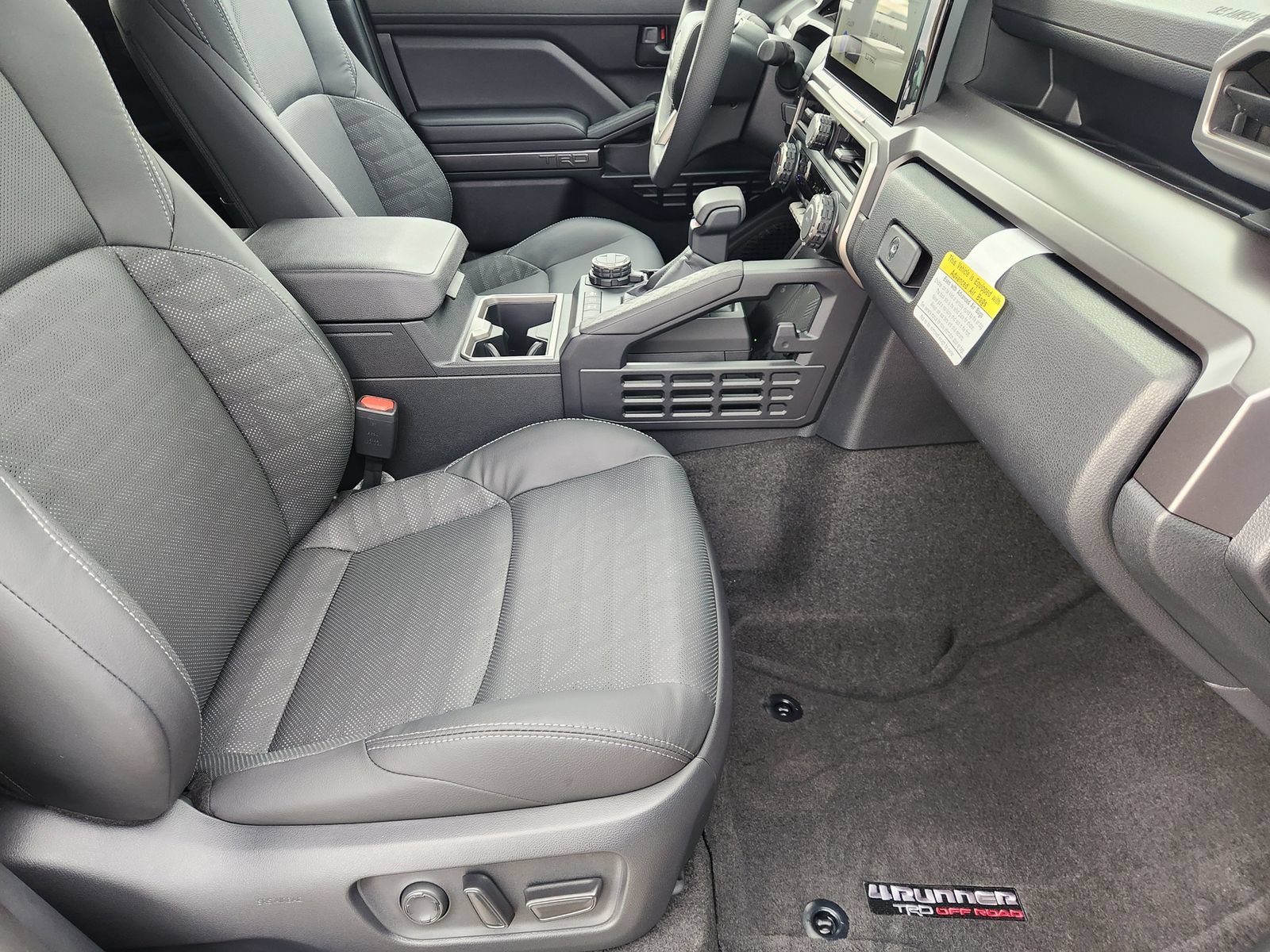 New 2026 Toyota 4Runner TRD Off-Road Premium w/ Tow Technology Package AWD/4WD image 15