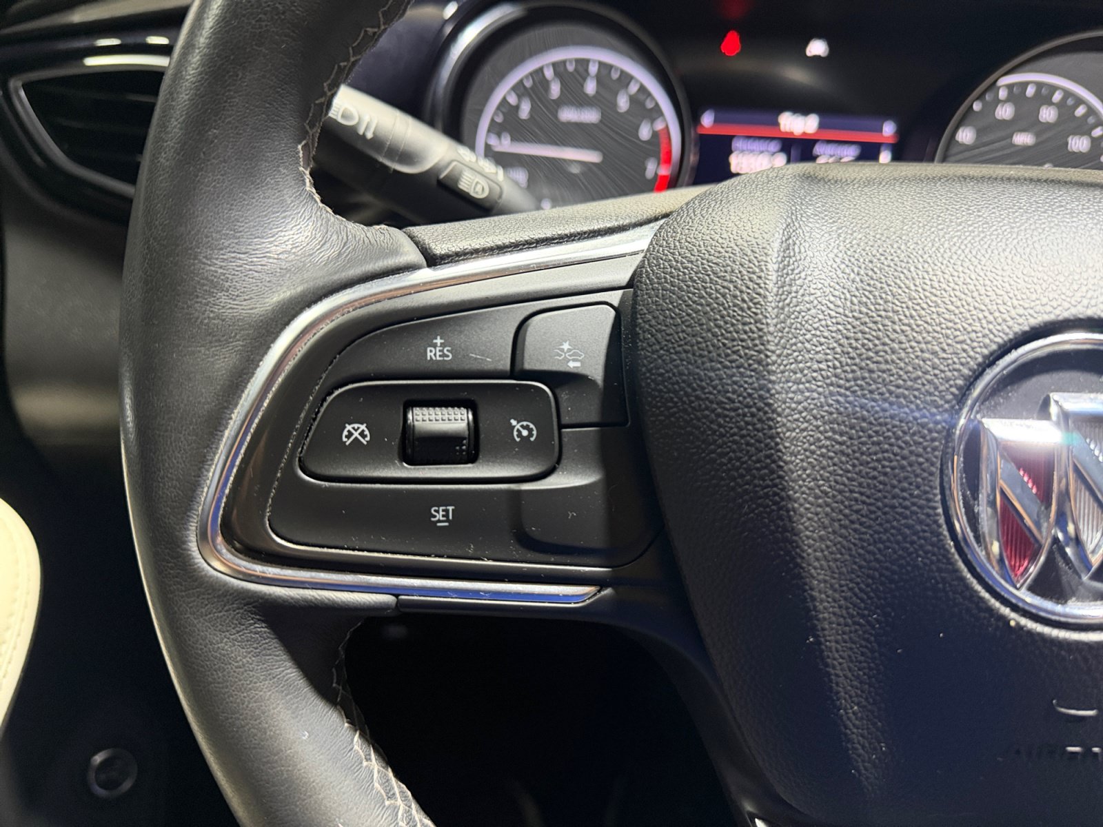Used 2022 Buick Encore GX Select FWD image 20