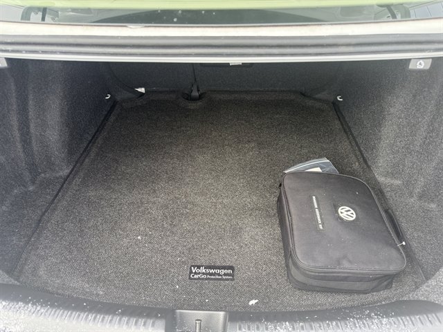 Used 2017 Volkswagen Jetta SE image 20