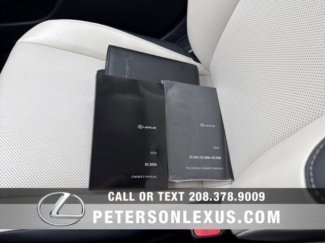 Used 2024 Lexus ES 300h w/ Premium Package image 28