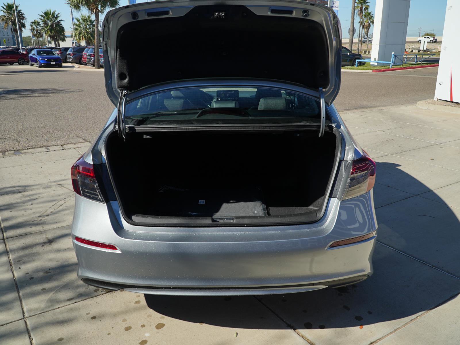 New 2026 Honda Civic FWD Hybrid Sedan image 7