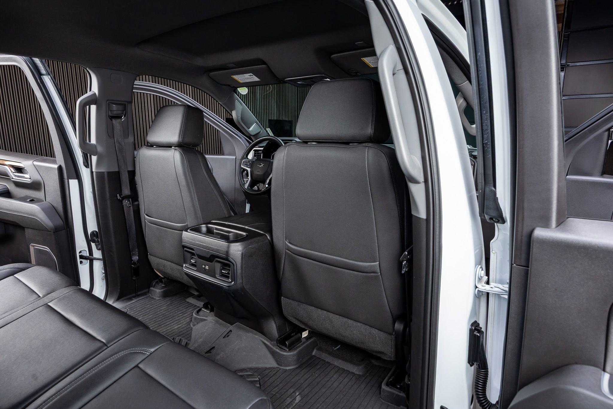 Used 2023 Chevrolet Silverado 1500 LT Trail Boss w/ LT Trail Boss Premium Package image 32