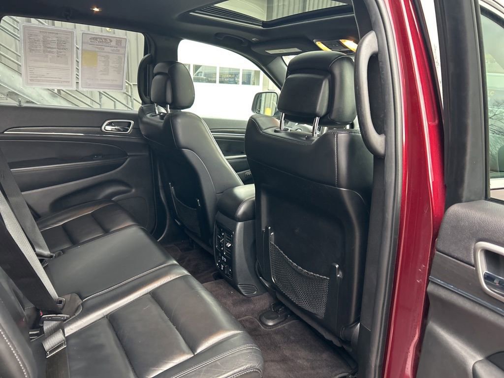 Used 2018 Jeep Grand Cherokee Limited image 45