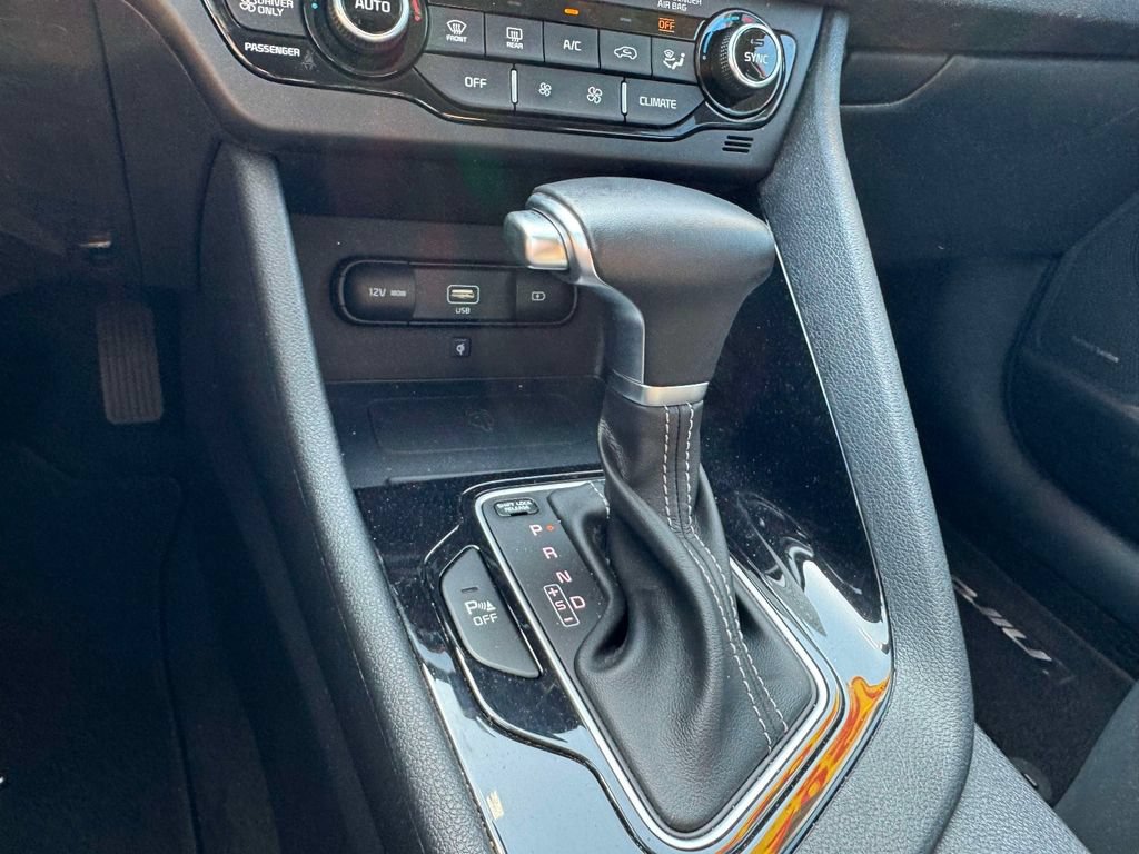 Certified 2022 Kia Niro EX Premium FWD image 28