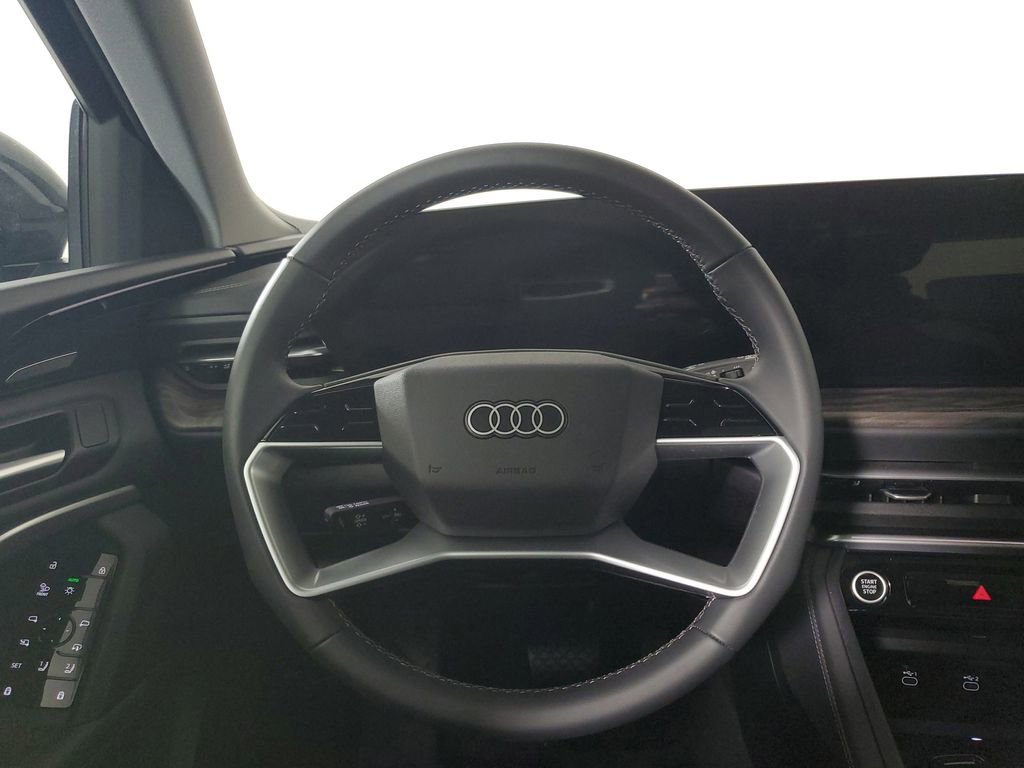 Used 2025 Audi Q5 Premium Plus w/ Premium Plus image 16