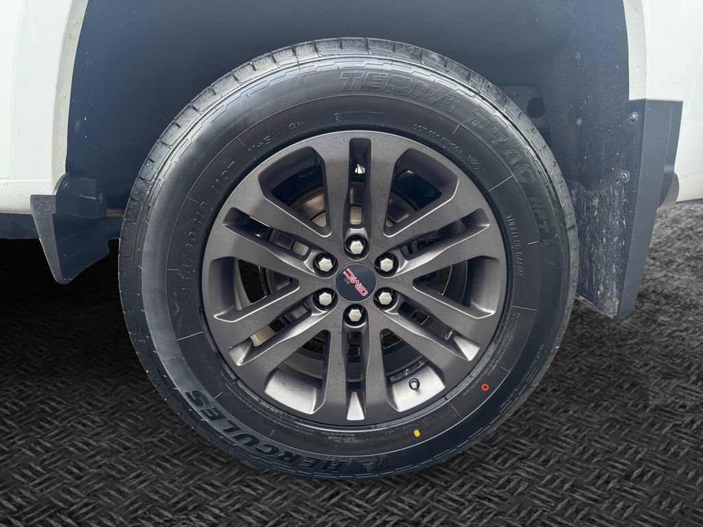 Used 2019 GMC Canyon SLE w/ Elevation Edition AWD/4WD image 11