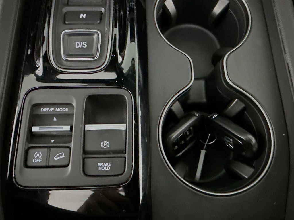 Used 2023 Honda Pilot TrailSport image 21