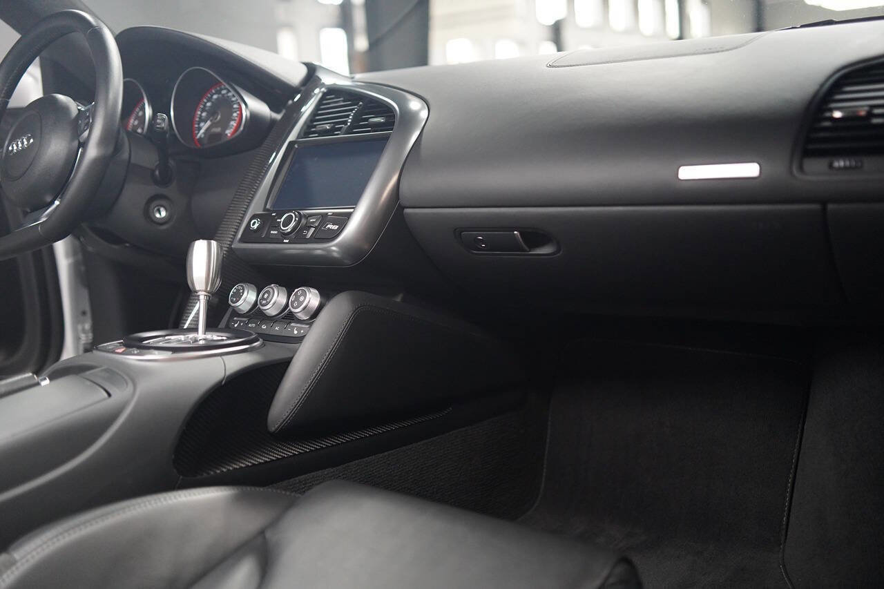 Used 2009 Audi R8 V10 AWD/4WD image 72