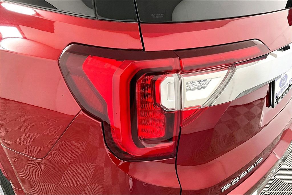 Used 2021 GMC Acadia Denali w/ Denali Ultimate Package image 29