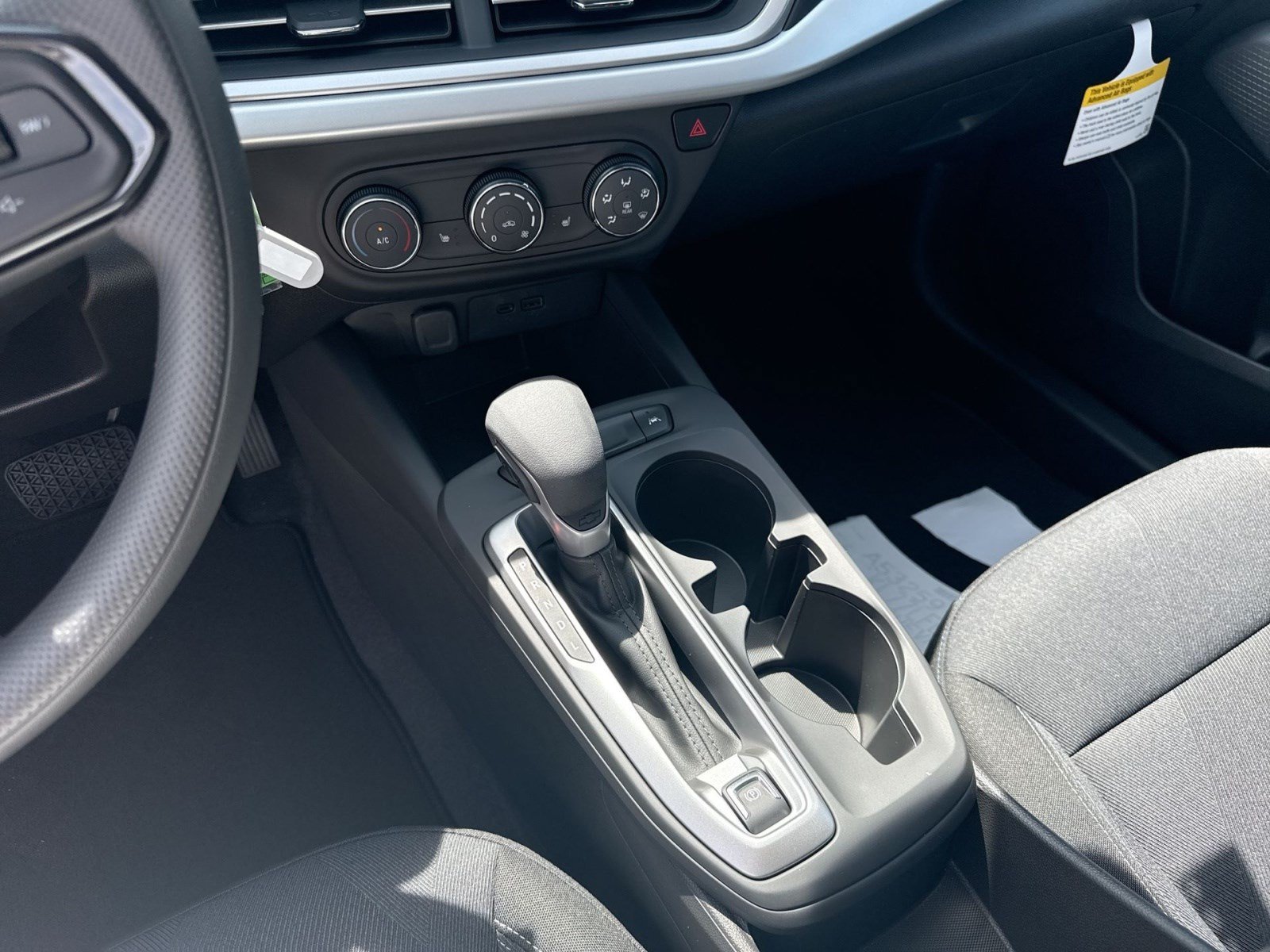 New 2026 Chevrolet Trax LS w/ LS Convenience Package FWD image 20