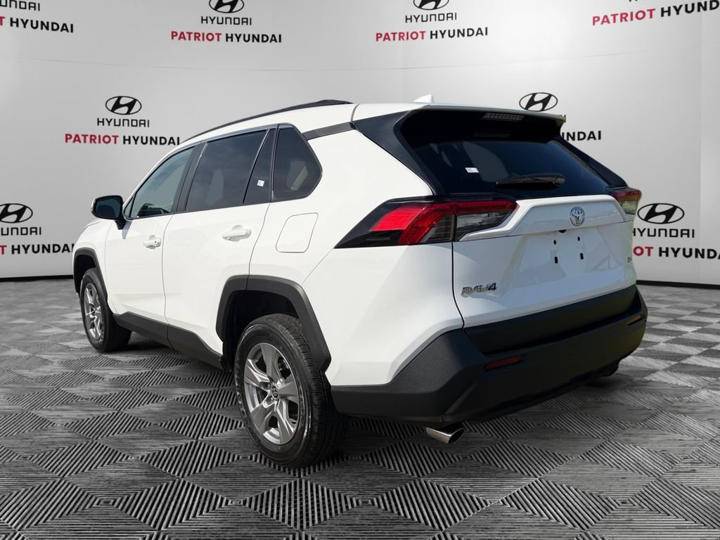 Used 2024 Toyota RAV4 XLE FWD image 5