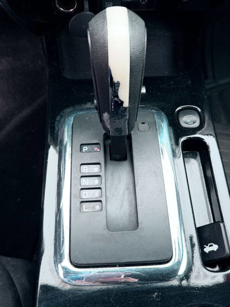 Used 2012 Ford Escape Limited image 22