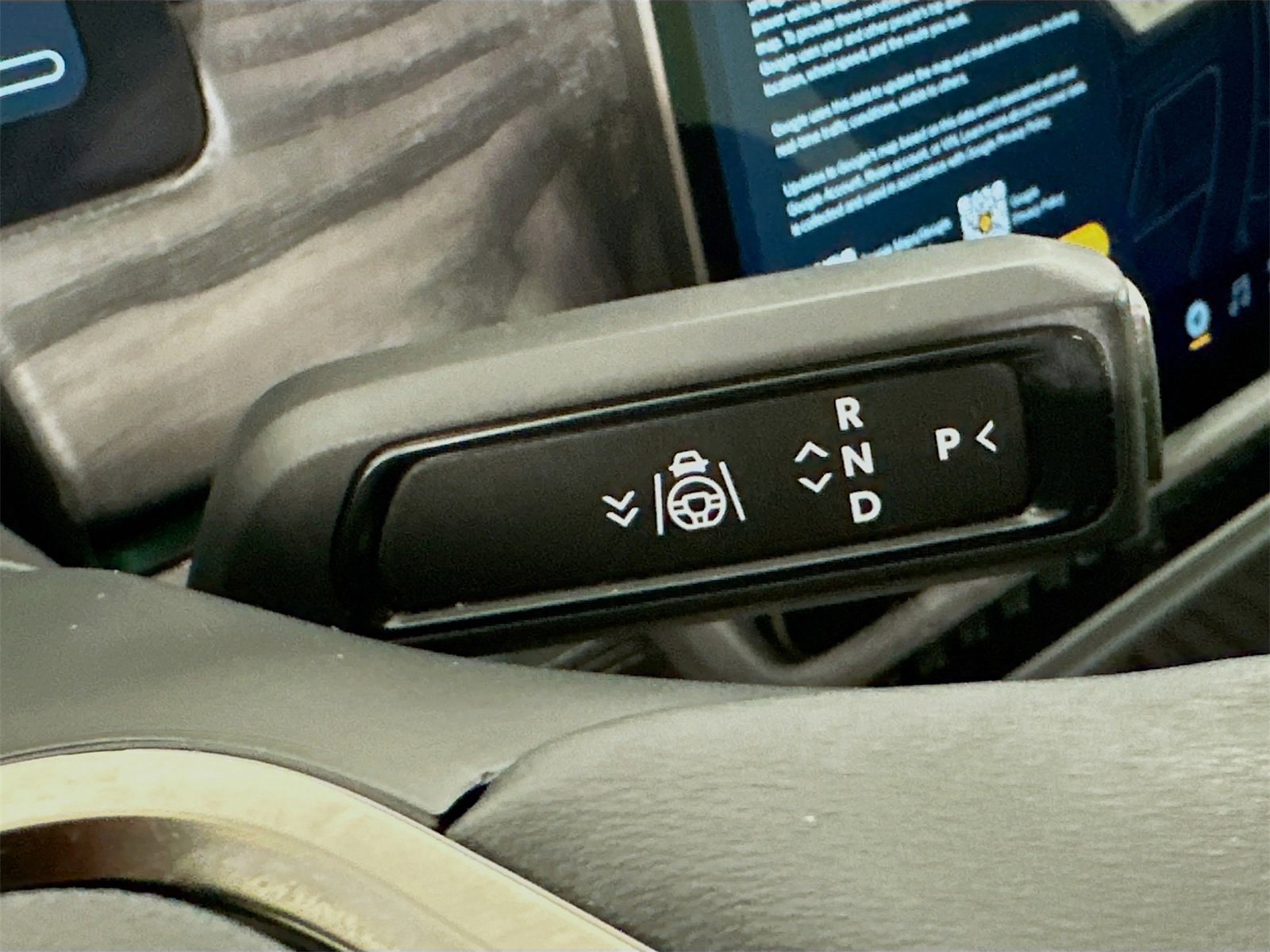 Used 2022 Rivian R1S Launch Edition image 16