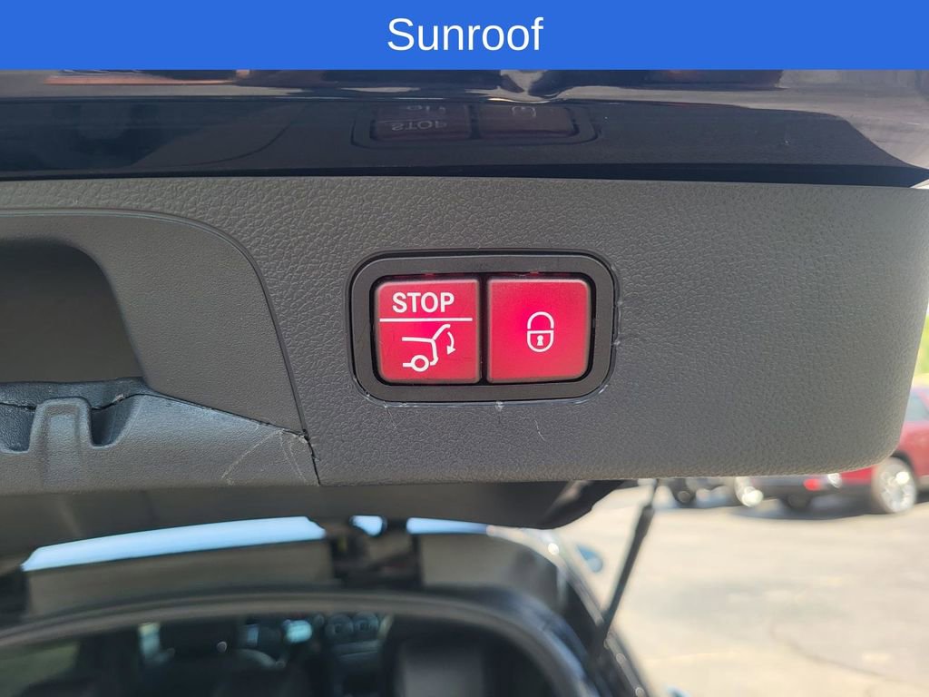 Used 2021 Mercedes-Benz GLC 300 image 11