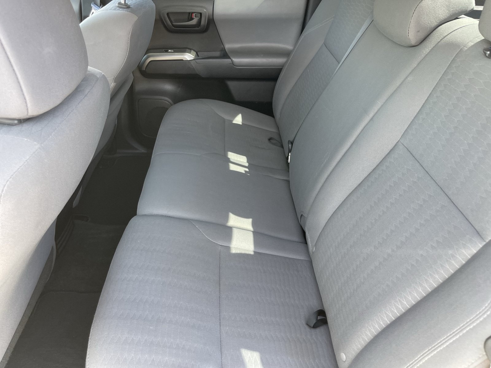 Used 2019 Toyota Tacoma SR5 RWD image 18