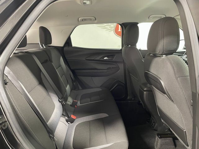Used 2024 Chevrolet TrailBlazer LT w/ Convenience Package image 21