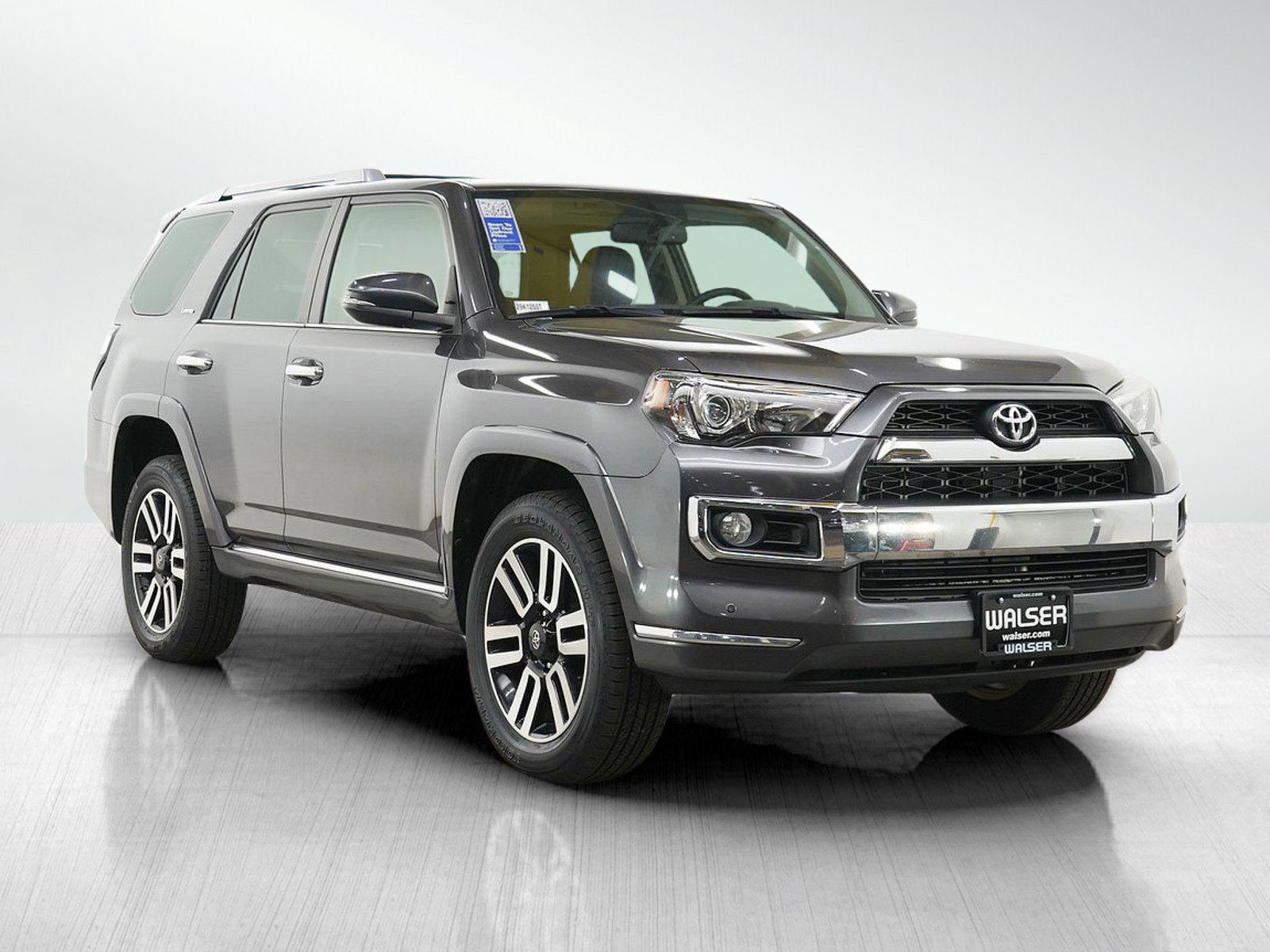 Used 2015 Toyota 4Runner Limited AWD/4WD image 8