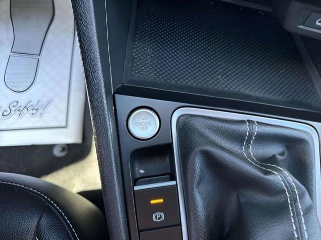 Used 2024 Volkswagen Jetta SE image 22