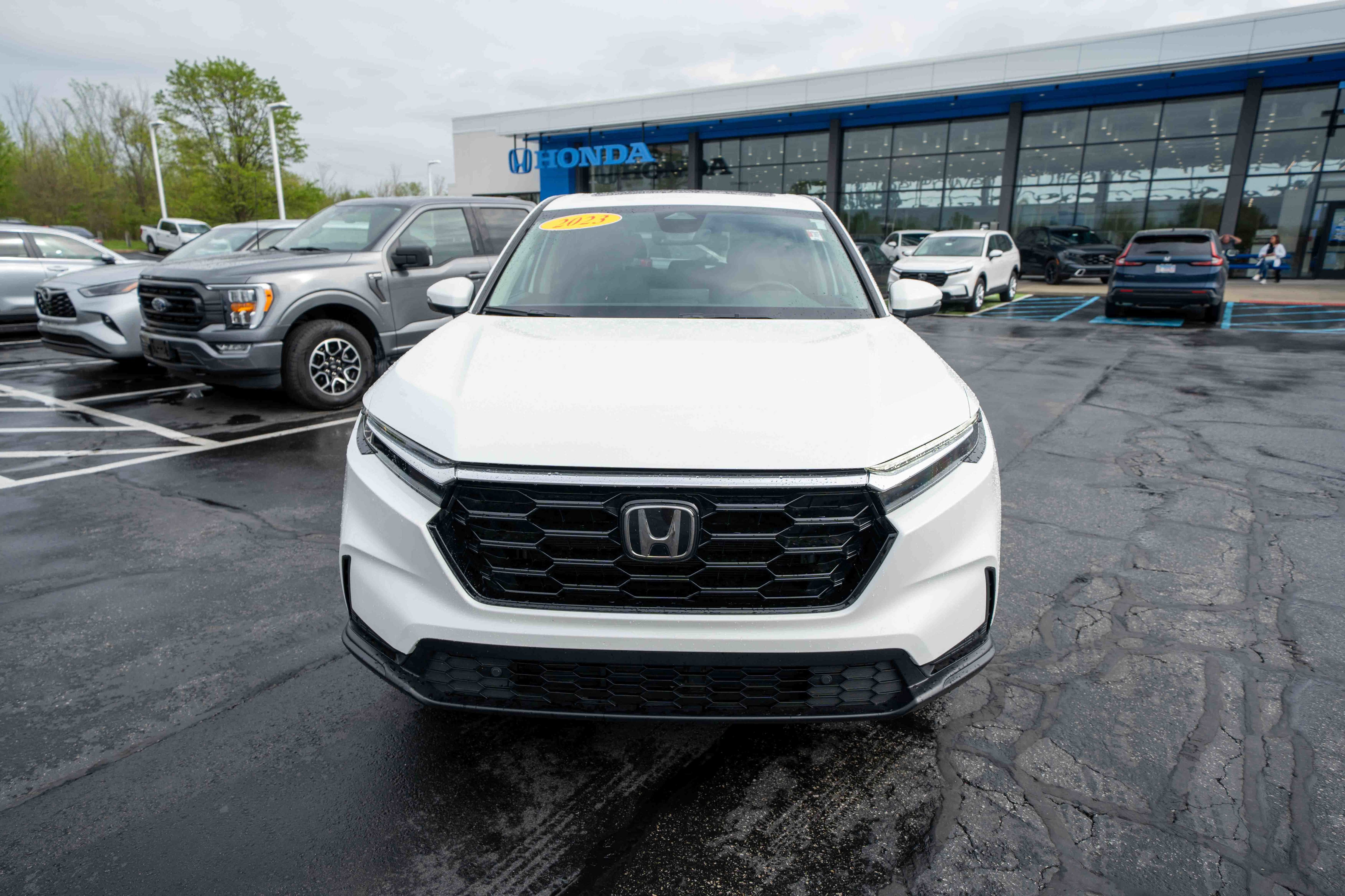 Certified 2023 Honda CR-V EX-L image 2