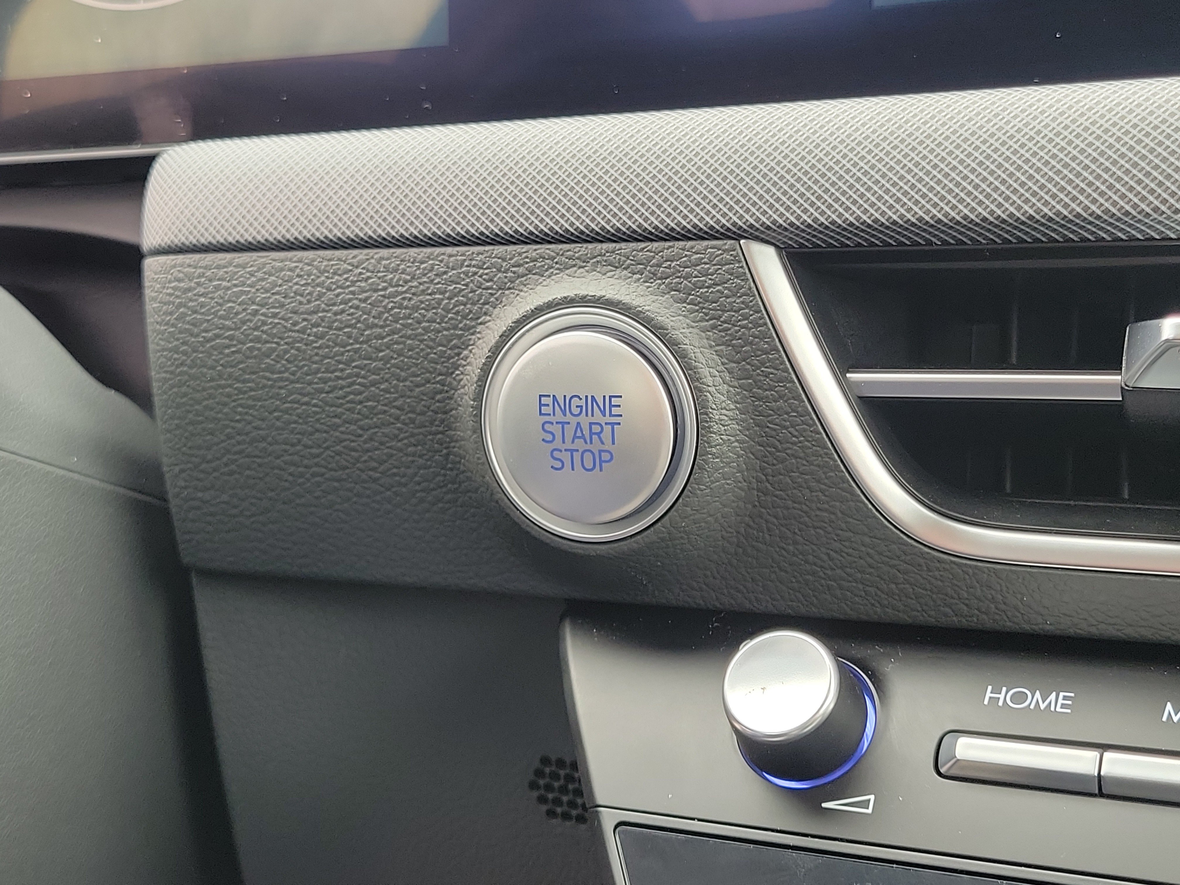 New 2025 Hyundai Sonata SEL AWD/4WD image 28