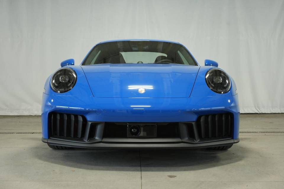 Used 2026 Porsche 911 Carrera GTS image 11