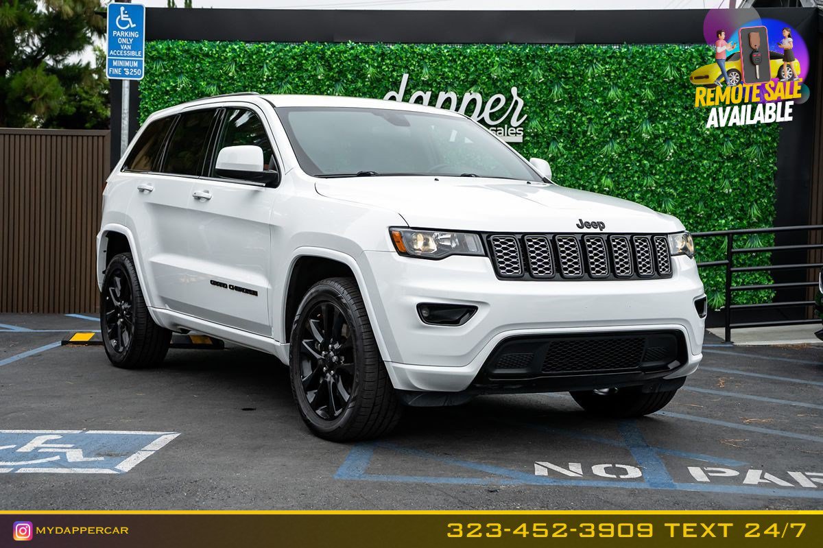 Used 2021 Jeep Grand Cherokee Laredo X AWD/4WD image 3