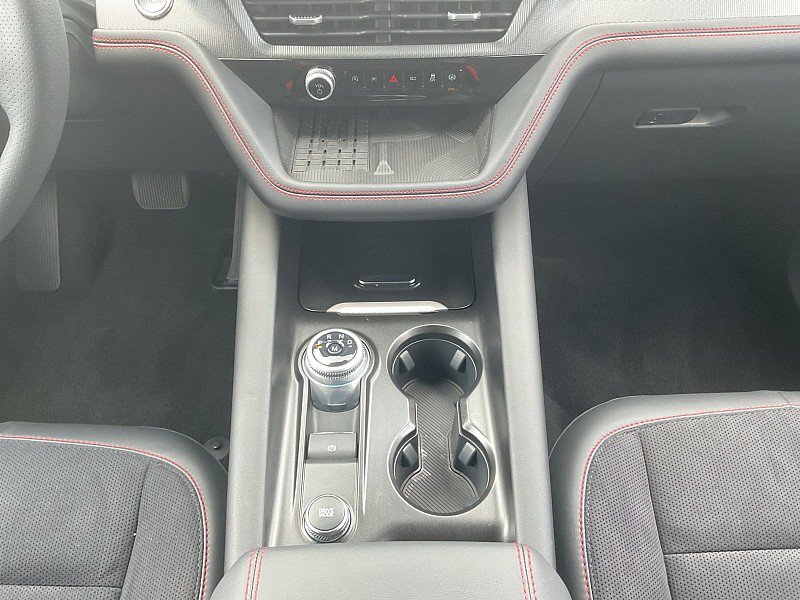 Used 2025 Ford Explorer ST AWD/4WD image 10