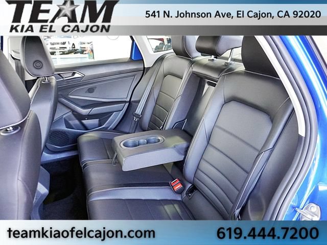 Used 2024 Volkswagen Jetta SE FWD image 17