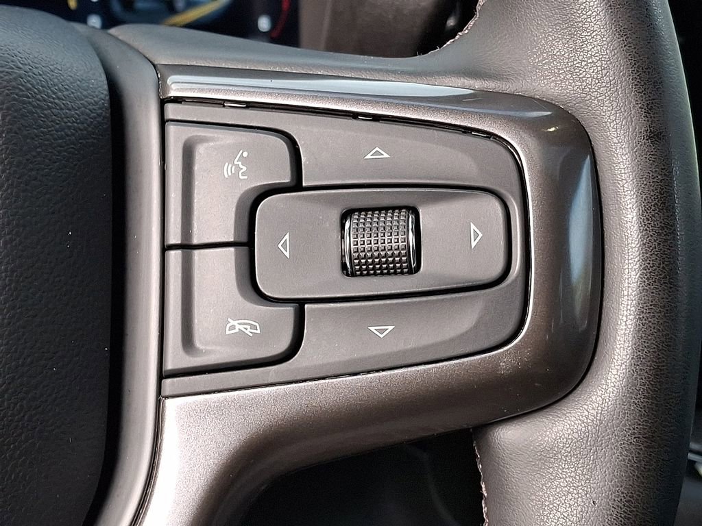 Used 2024 Chevrolet Silverado 2500 ZR2 w/ Technology Package image 19