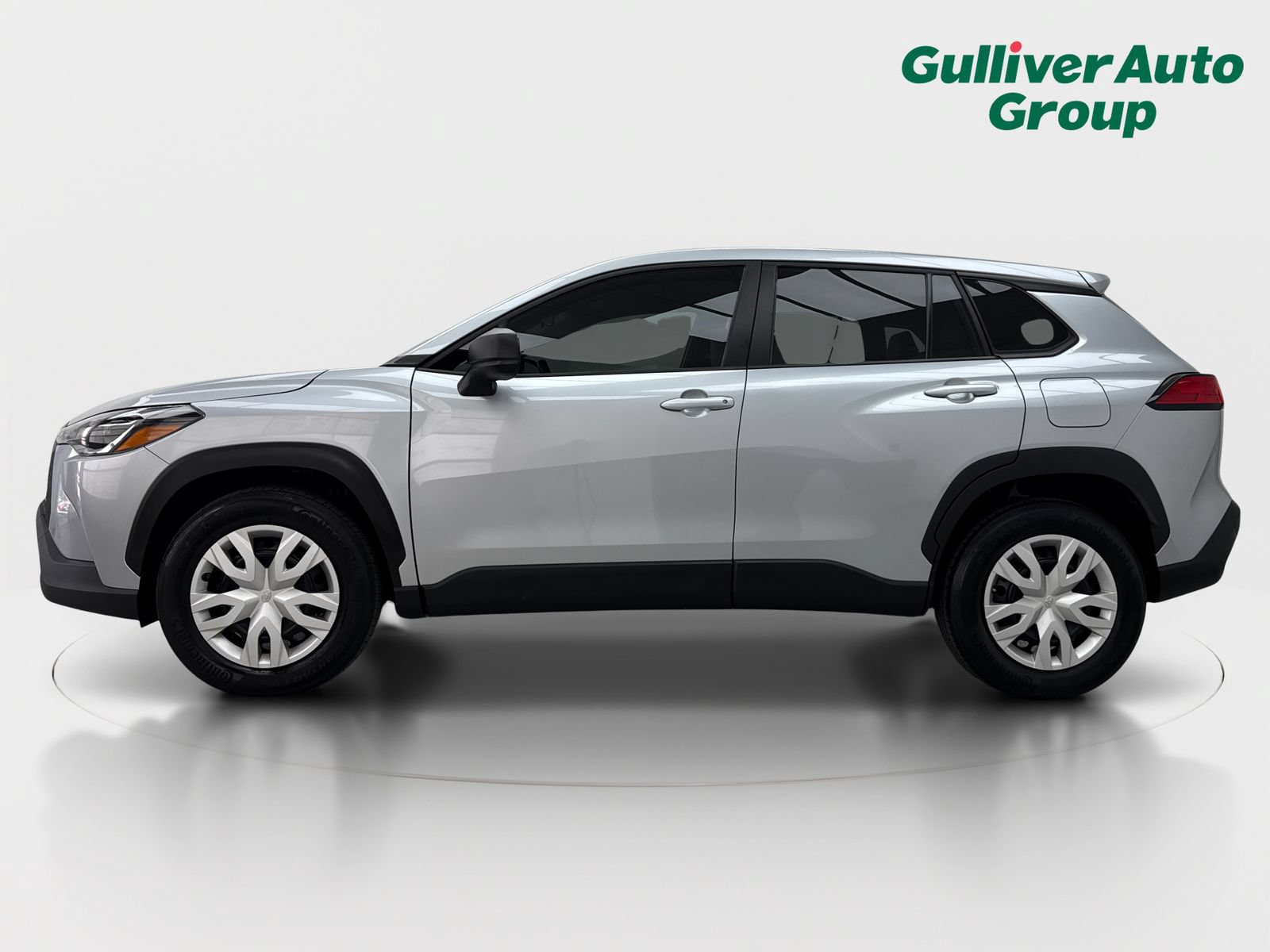 Used 2024 Toyota Corolla Cross L FWD image 3