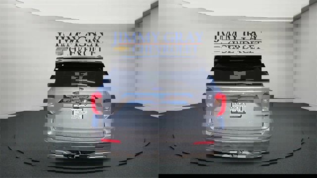 Used 2020 Ford Explorer XLT w/ Equipment Group 202A image 4