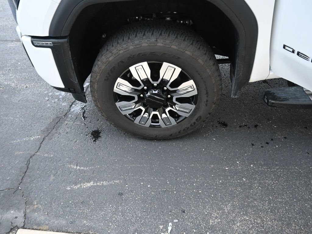 Used 2025 GMC Sierra 2500 Denali w/ Denali Reserve Package image 18