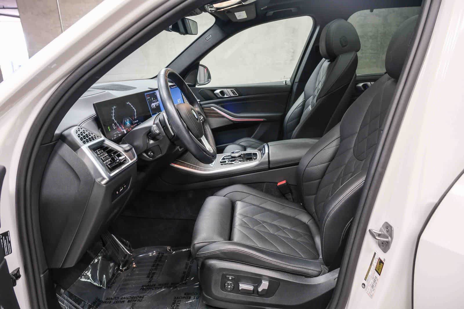 Used 2025 BMW X5 sDrive40i w/ Executive Package RWD image 24