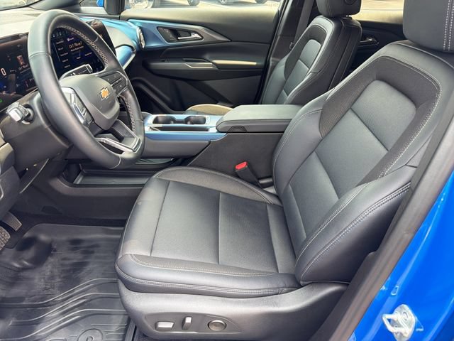 Certified 2025 Chevrolet Equinox EV LT w/ Convenience Package FWD image 10