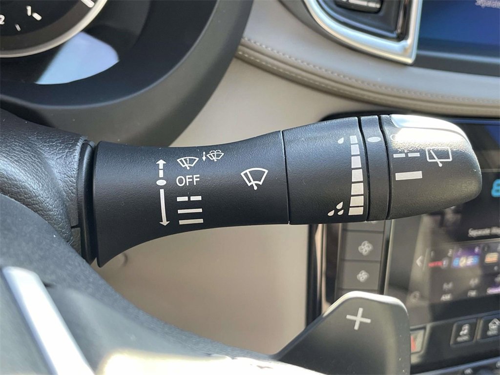 Used 2023 INFINITI QX50 Luxe image 32