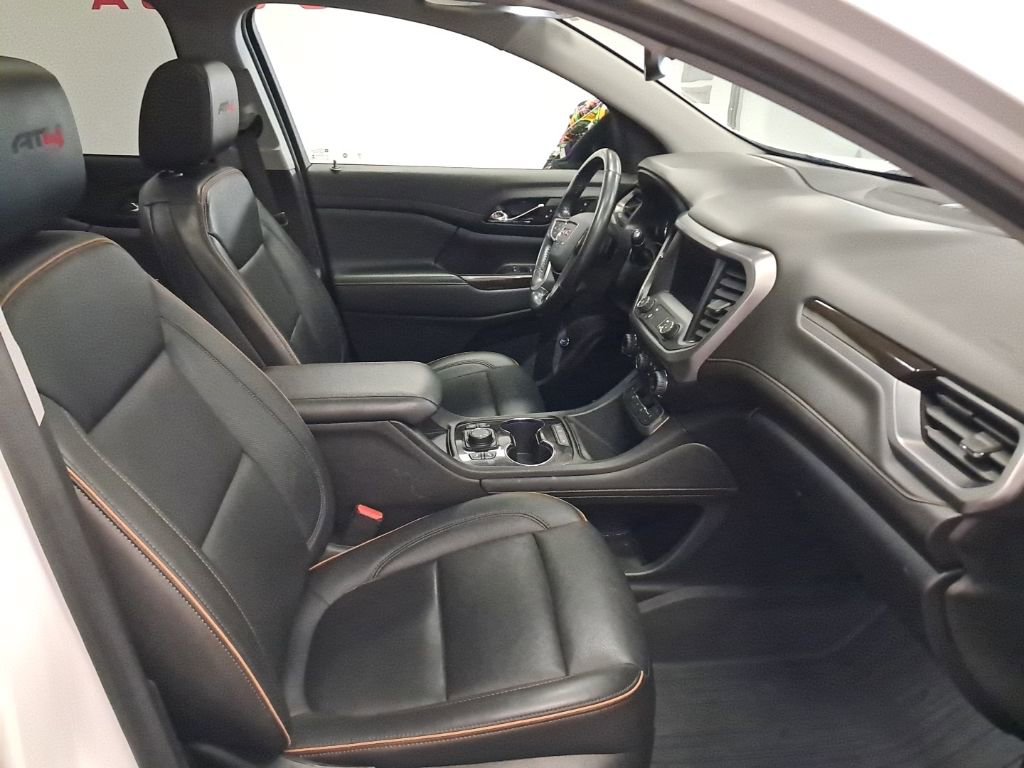 Used 2022 GMC Acadia AT4 w/ Technology Package image 35
