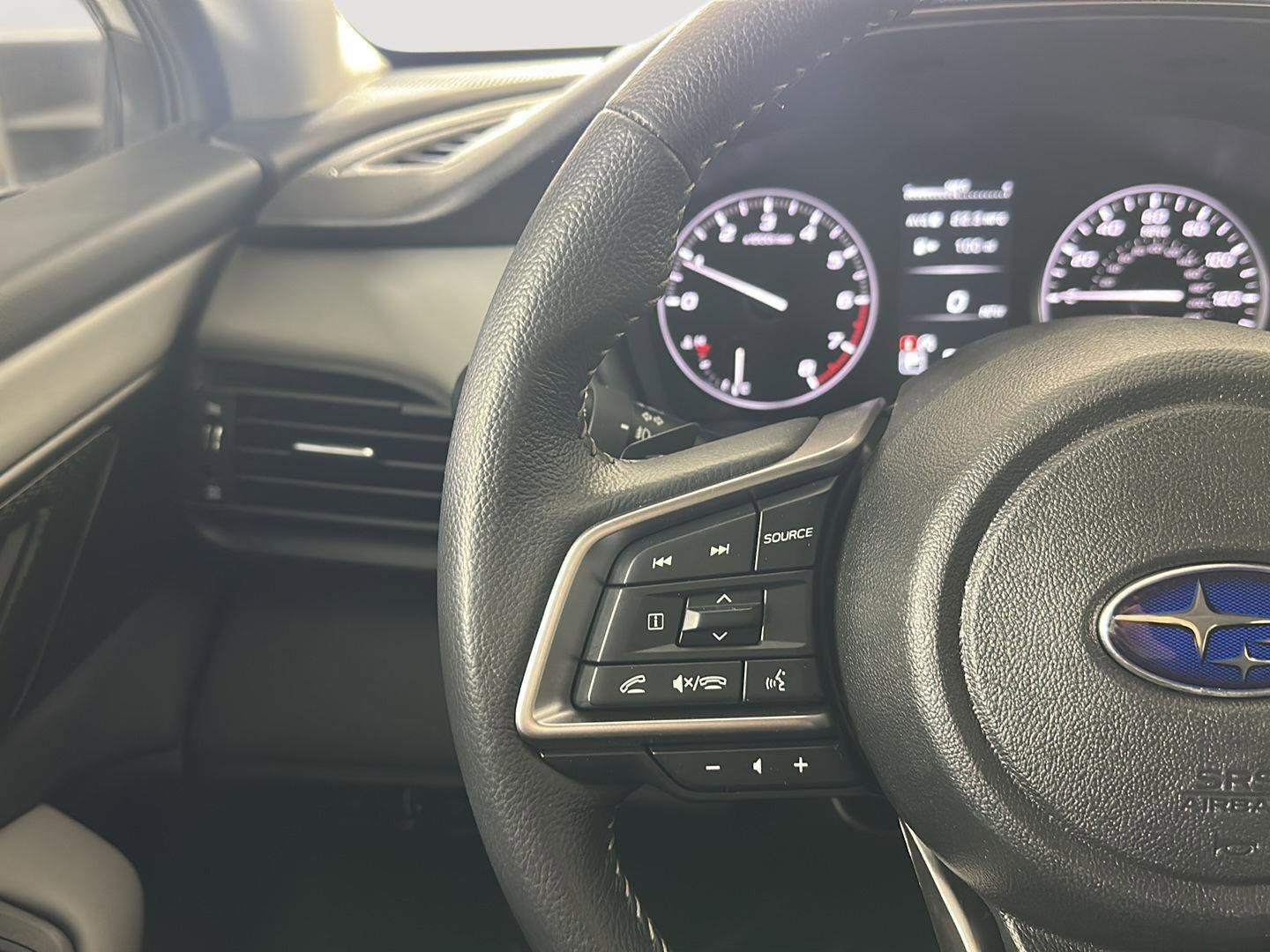 Certified 2025 Subaru Outback Premium w/ Popular Package #1A image 7