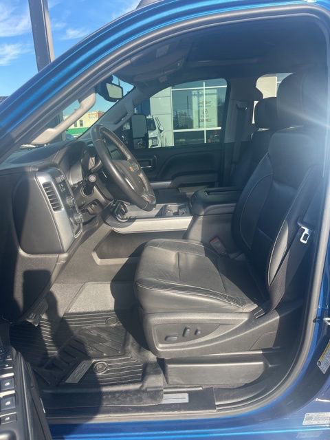 Used 2019 Chevrolet Silverado 2500 LTZ w/ Duramax Plus Package image 9