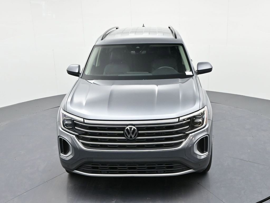 Used 2025 Volkswagen Atlas SE image 18