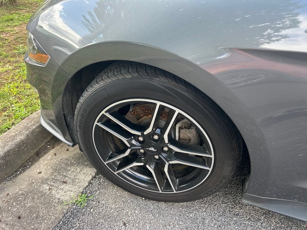 Used 2022 Ford Mustang Premium RWD image 12