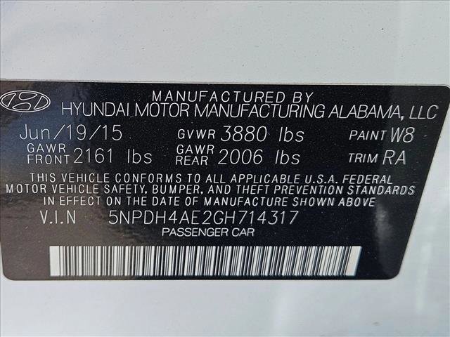 Used 2016 Hyundai Elantra Limited FWD image 14