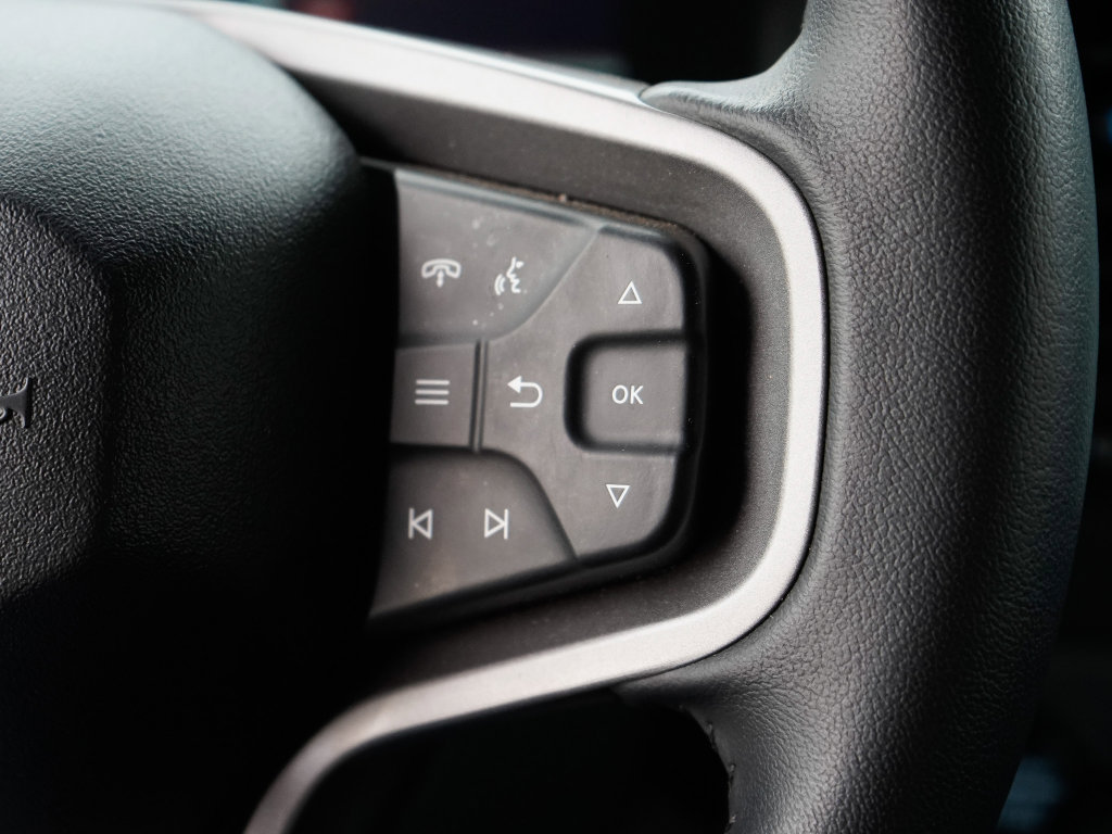 Used 2024 Ford Bronco Black Diamond image 15