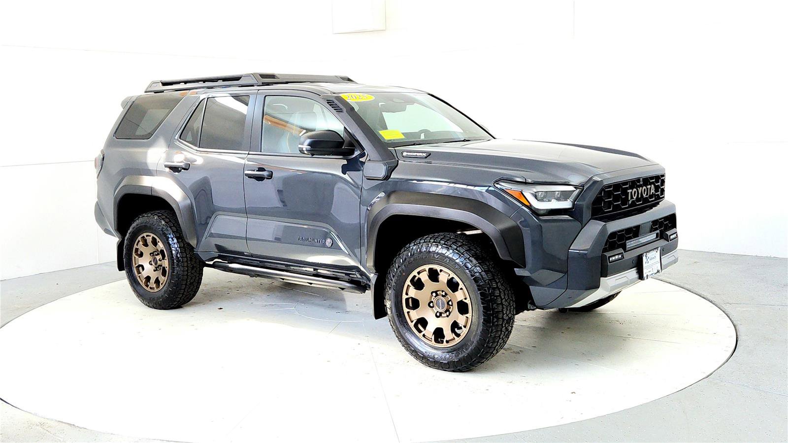 Used 2025 Toyota 4Runner Trailhunter image 7