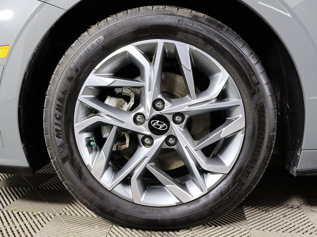 Used 2023 Hyundai Sonata SEL w/ Cargo Package image 19