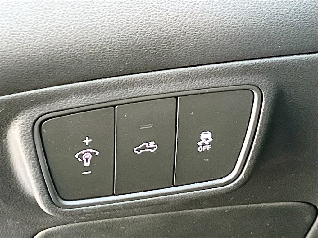 Used 2022 Hyundai Santa Cruz SEL image 10