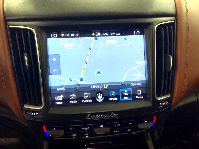 Used 2017 Maserati Levante S image 19